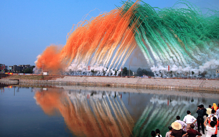 厂家供应重庆彩烟庆典烟雾开幕烟雾开幕彩烟喜庆彩烟电子彩烟烟雾厂